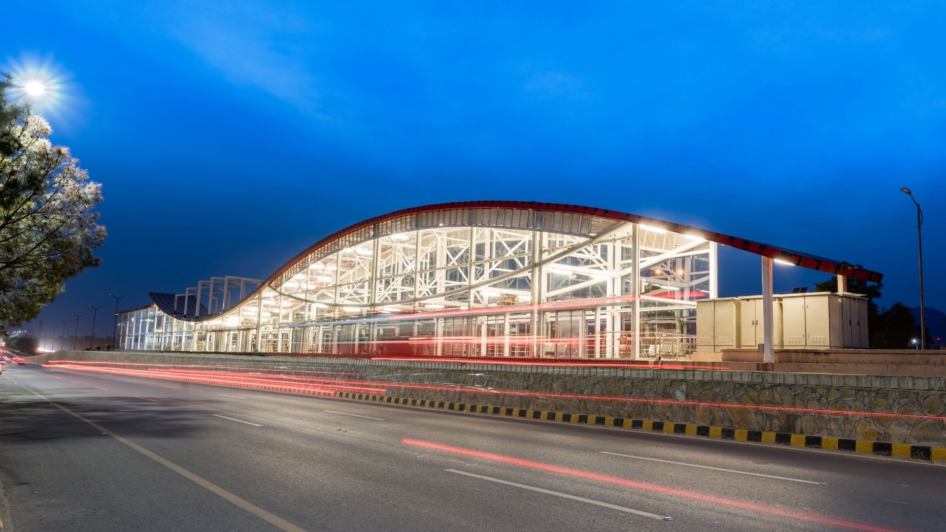 Islamabad Metro - Modern transport